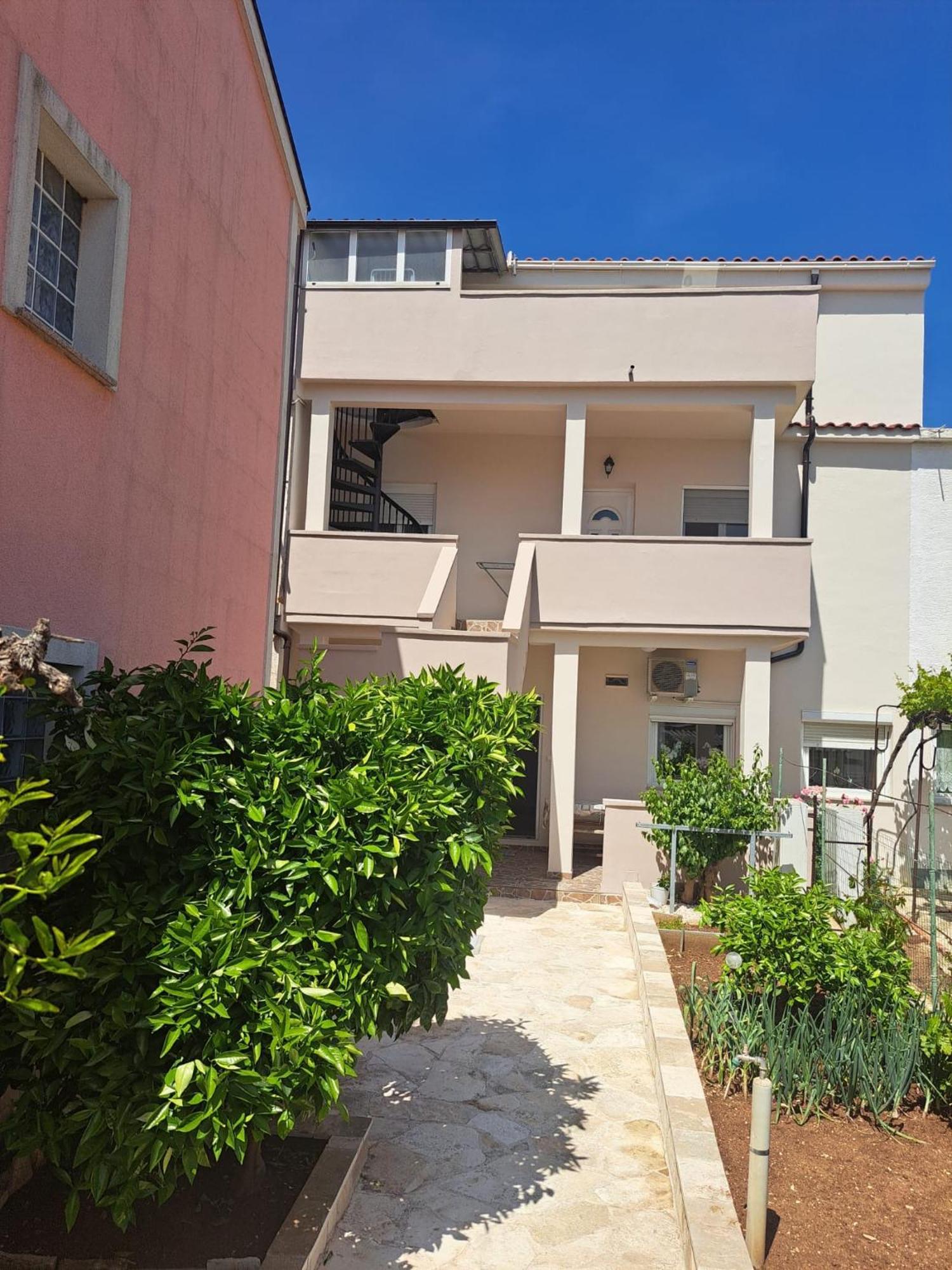 Apartman Lucia Posedarje Exterior foto